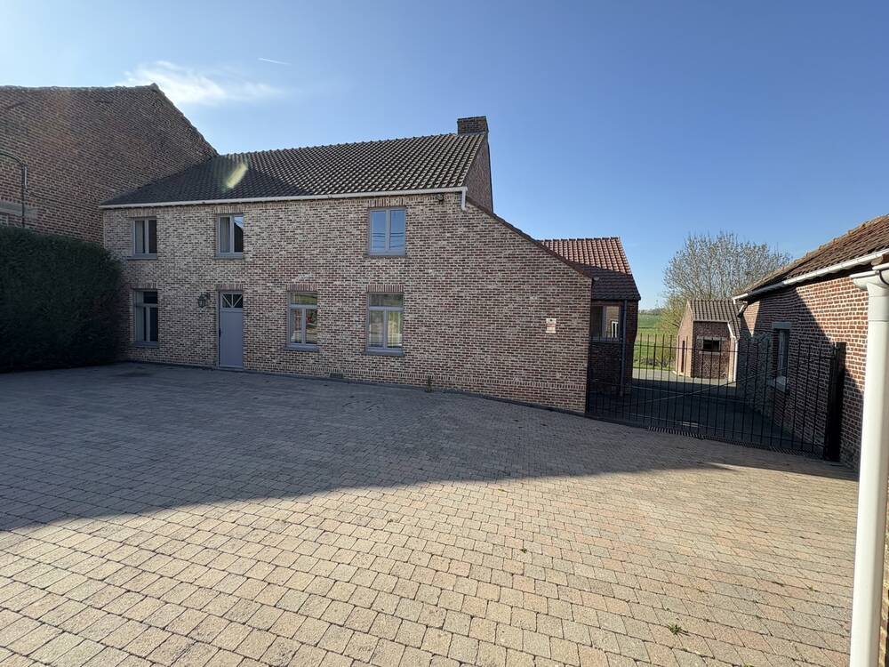Bungalow à louer à Rebecq 1430 1750.00€ 4 chambres 220.00m² - annonce 442490