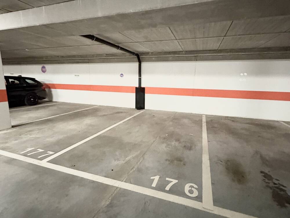 Parking à louer à Ixelles 1050 130.00€ chambres m² - annonce 443161