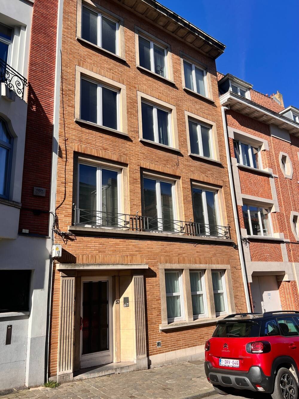 Appartement te koop in Etterbeek 1040 335000.00€ 2 slaapkamers m² - Zoekertje 445233