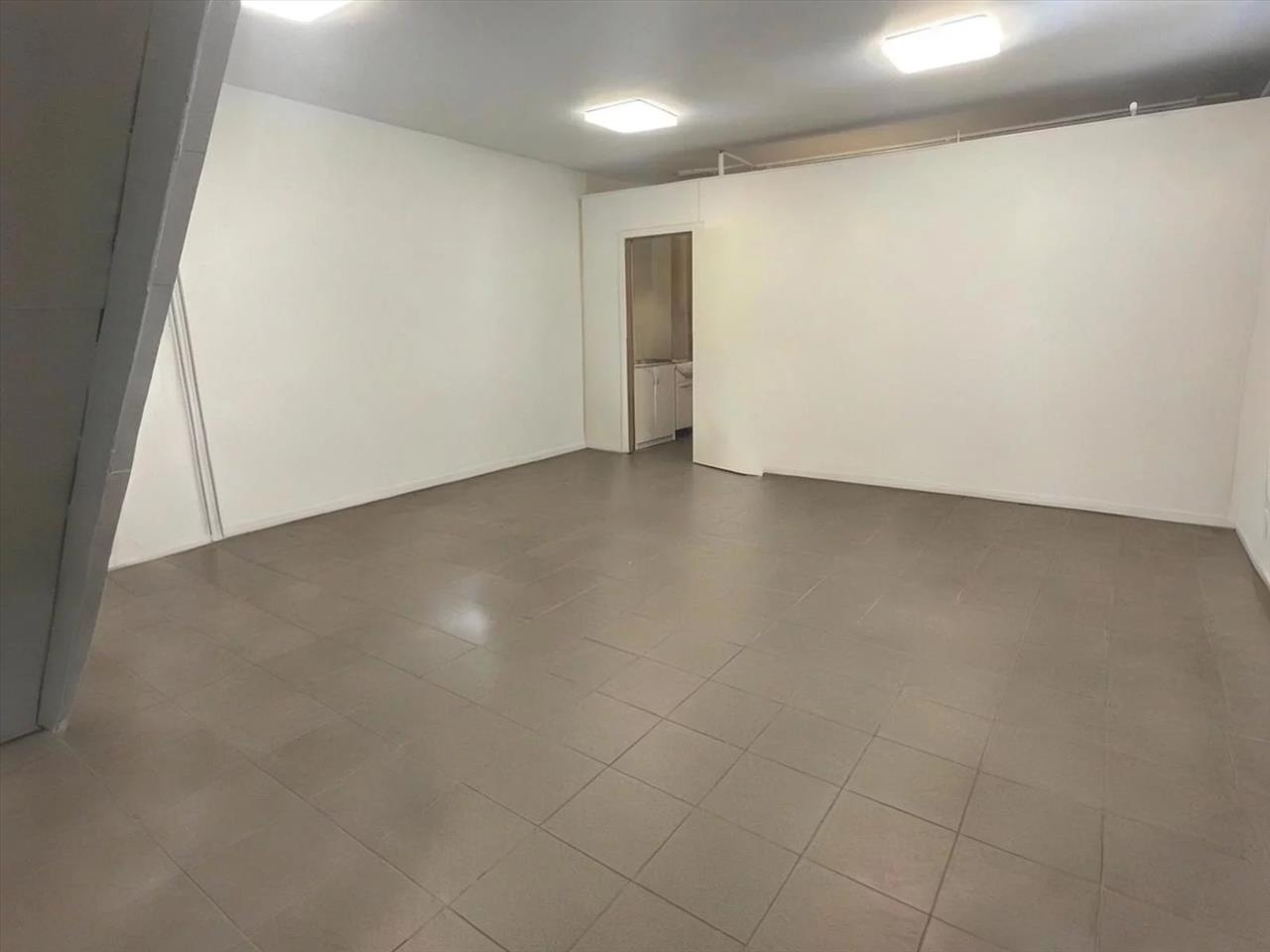Commerce à vendre à Saint-Josse-ten-Noode 1210 149000.00€ 1 chambres 84.00m² - annonce 445569