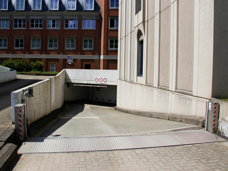 Parking & garage te huur in Sint-Lambrechts-Woluwe 1200 120.00€ slaapkamers m² - Zoekertje 445509
