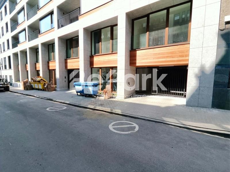Parking / garage à louer à Saint-Gilles 1060 144.00€ chambres m² - annonce 444636