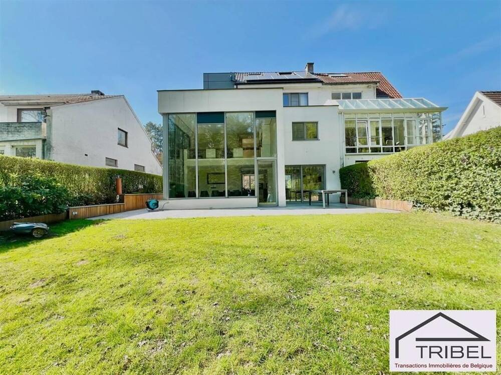 Villa te huur in Ukkel 1180 3500.00€ 4 slaapkamers 260.00m² - Zoekertje 445548