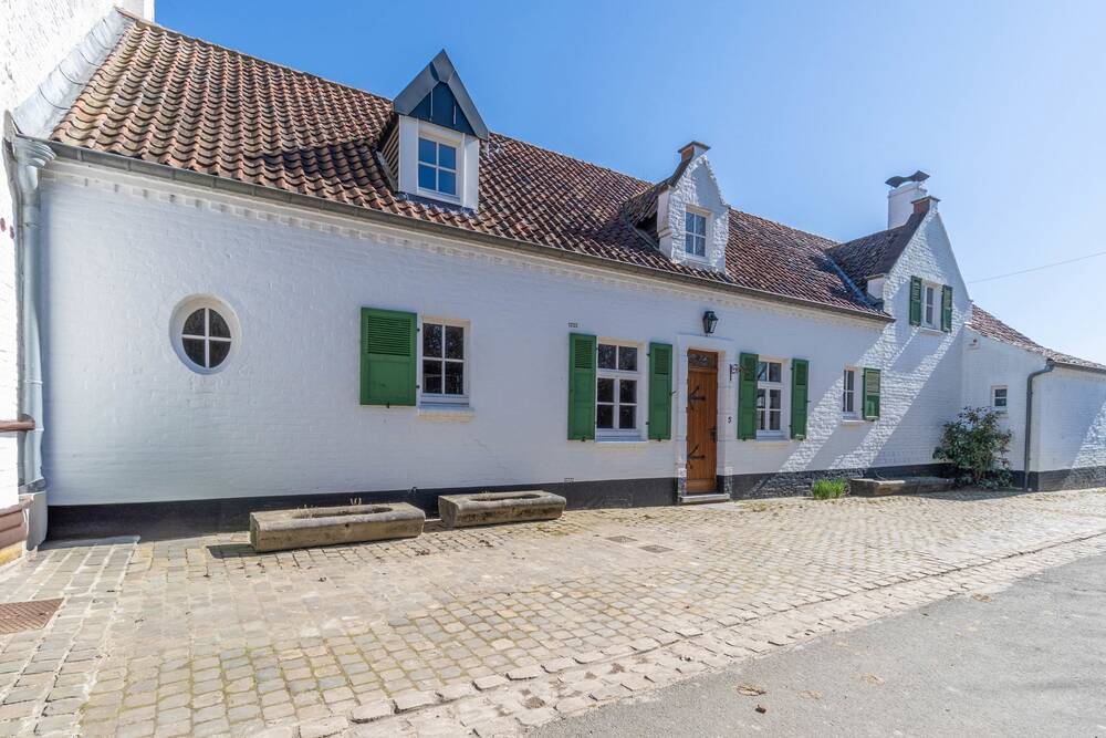 Bungalow à louer à Chaumont-Gistoux 1325 2200.00€ 4 chambres 315.00m² - annonce 446424