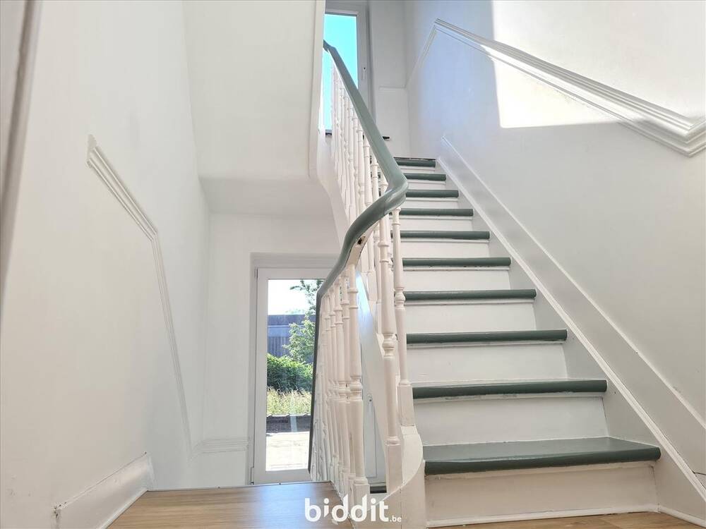Maison à vendre à Forest 1190 290000.00€ 5 chambres m² - annonce 445788