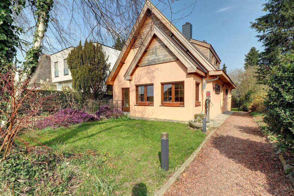 Villa te  in Sterrebeek 1933 2500.00€ 4 slaapkamers 180.00m² - Zoekertje 446243