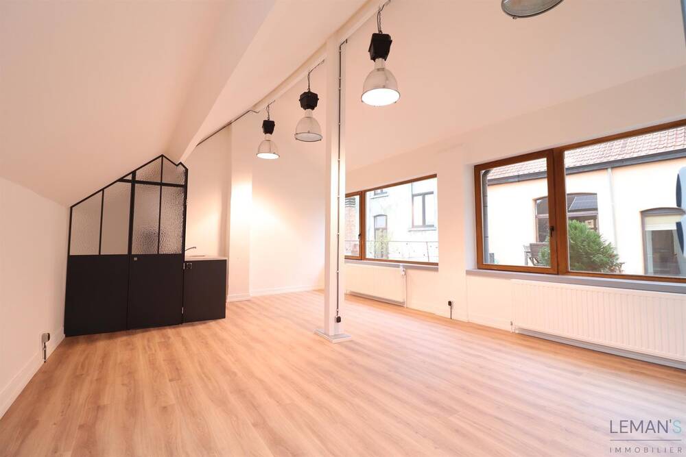 Commerce à louer à Ixelles 1050 600.00€  chambres 40.00m² - annonce 446025