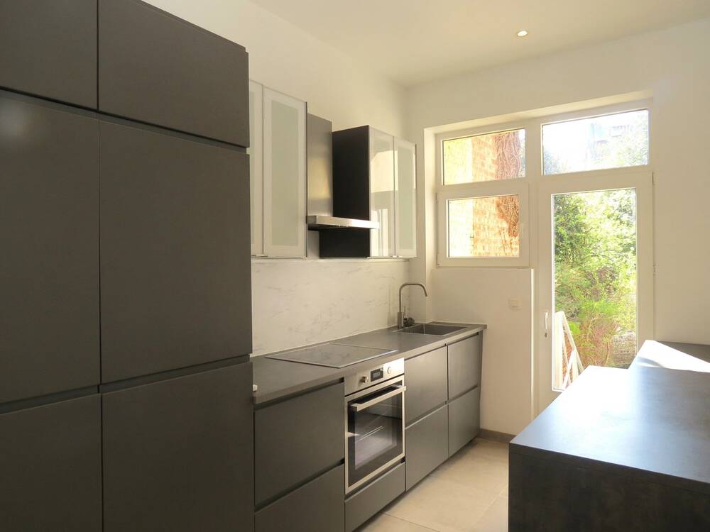 Benedenverdieping te huur in Sint-Lambrechts-Woluwe 1200 1350.00€ 2 slaapkamers 71.00m² - Zoekertje 446717