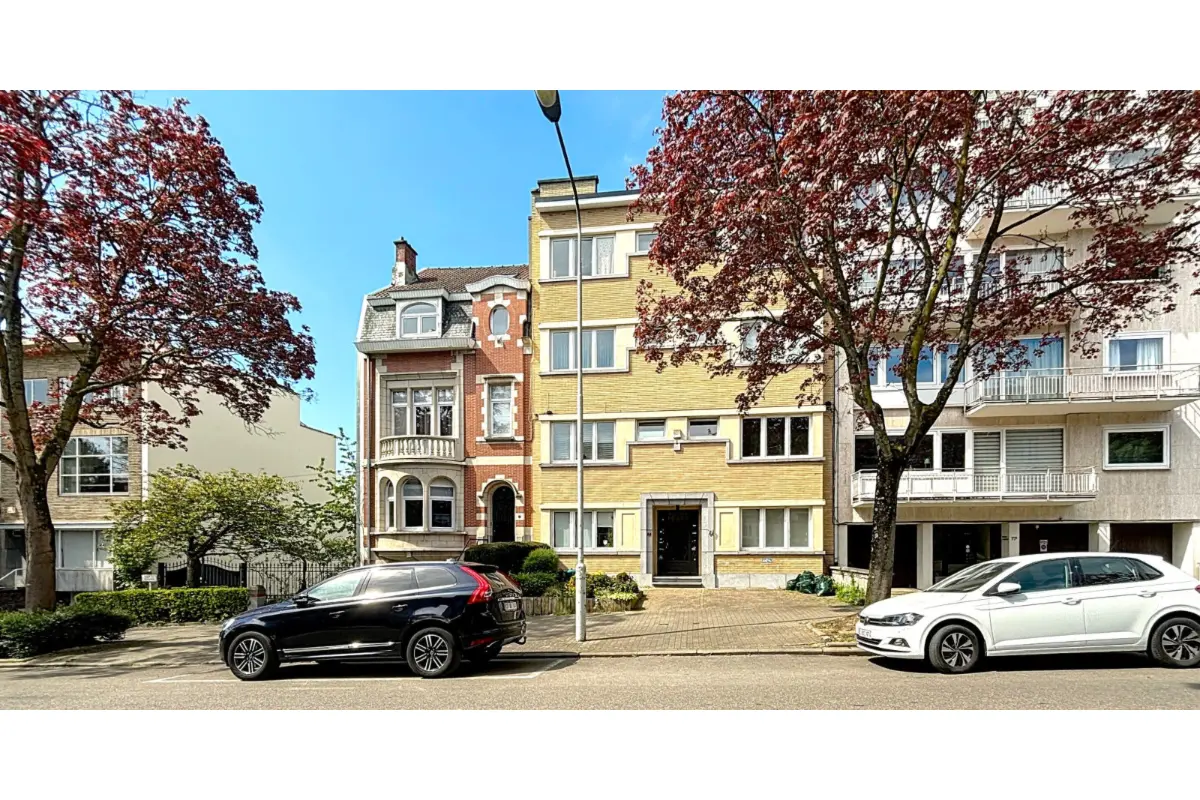Rez-de-chaussée à louer à Uccle 1180 3000.00€ 4 chambres 242.00m² - annonce 446712
