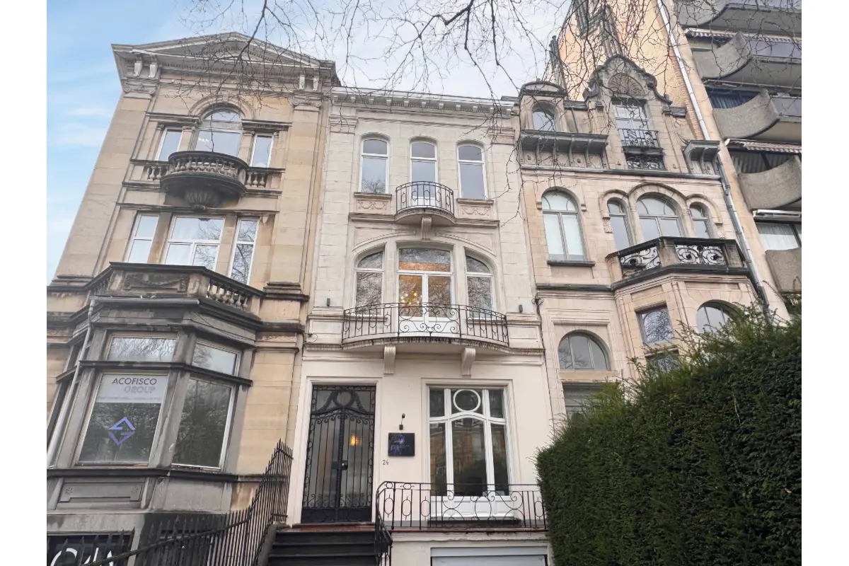 Handelszaak te  huur in Sint-Lambrechts-Woluwe 1200 400.00€  slaapkamers 12.00m² - Zoekertje 449350