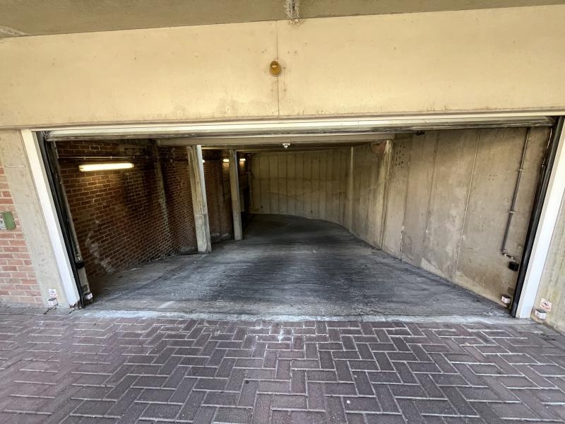 Box à vendre à Woluwe-Saint-Lambert 1200 17000.00€ chambres 15.00m² - annonce 448396