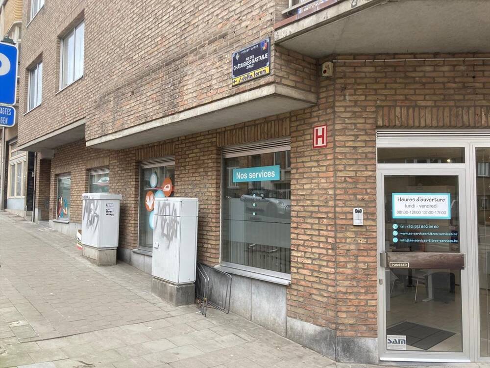 Handelszaak te  huur in Vorst 1190 1050.00€  slaapkamers m² - Zoekertje 449375