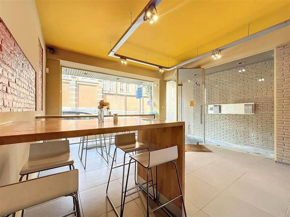 Commerce à vendre à Ixelles 1050 320000.00€  chambres 100.00m² - annonce 449802