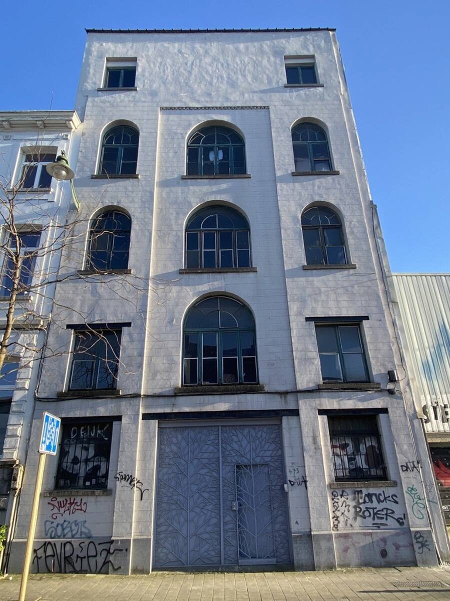 Handelszaak te  koop in Vorst 1190 1100000.00€  slaapkamers 1048.00m² - Zoekertje 451798