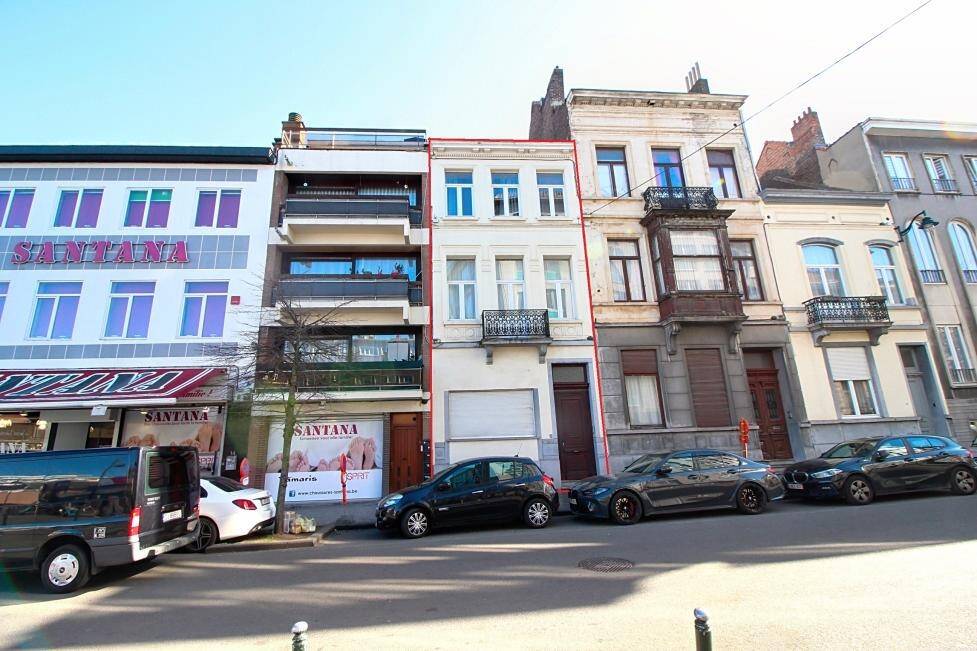 Huis te koop in Sint-Jans-Molenbeek 1080 349000.00€ 4 slaapkamers 193.00m² - Zoekertje 448888