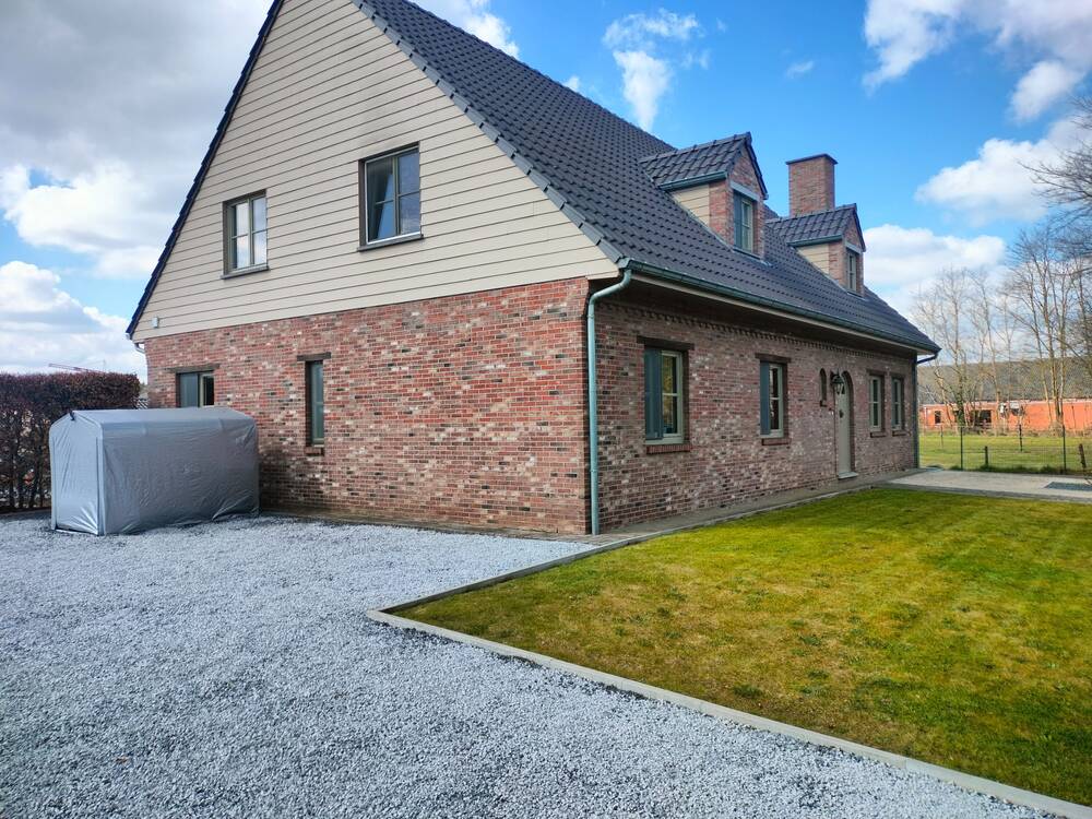Immeuble mixte à louer à Lummen 3560 1100.00€ 3 chambres 160.00m² - annonce 451307