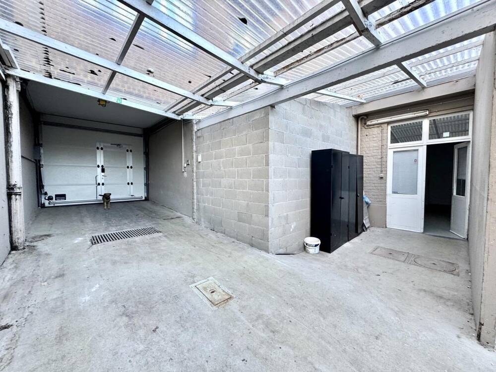 Handelszaak te koop in Oudergem 1160 610000.00€ slaapkamers 479.00m² - Zoekertje 451973