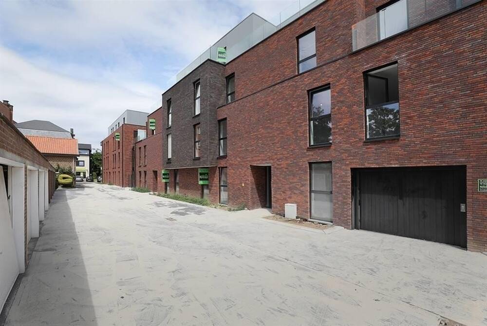 Parking à louer à Hoeselt 3730 50.00€  chambres m² - annonce 452863