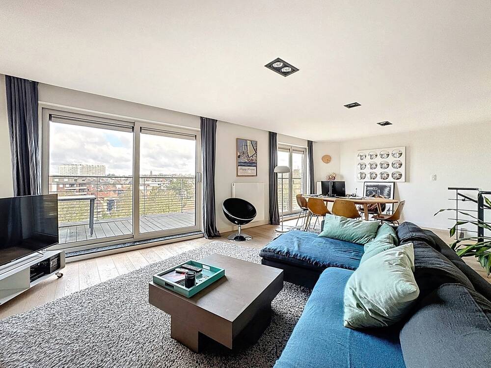 Penthouse te huur in Ukkel 1180 2650.00€ 2 slaapkamers 145.00m² - Zoekertje 453016