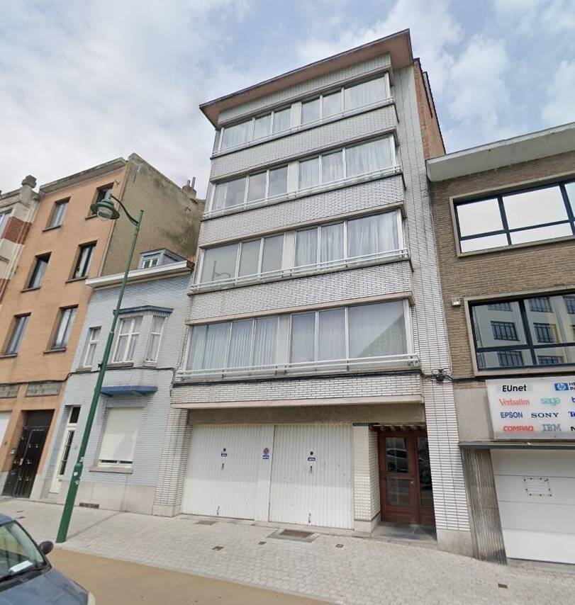 Huis te koop in Sint-Jans-Molenbeek 1080 1585000.00€ 10 slaapkamers 585.00m² - Zoekertje 452697