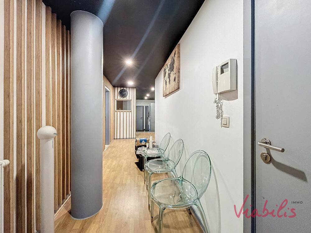 Commerce à vendre à Uccle 1180 375000.00€ chambres 120.00m² - annonce 453146