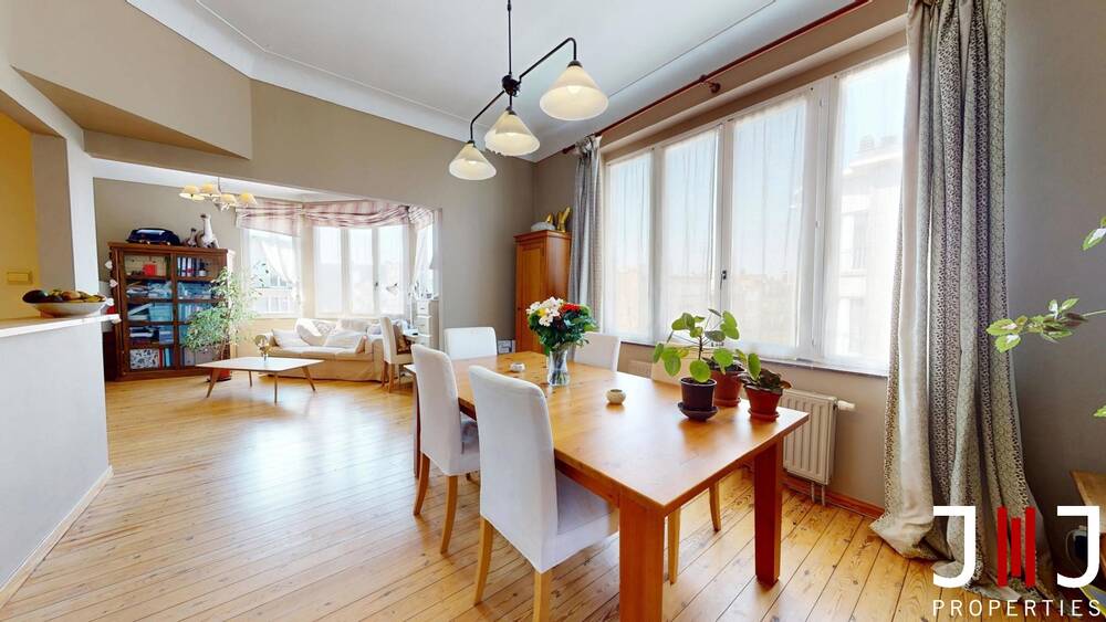 Appartement à à Etterbeek 1040 330000.00€ 2 chambres 85.00m² - annonce 518016
