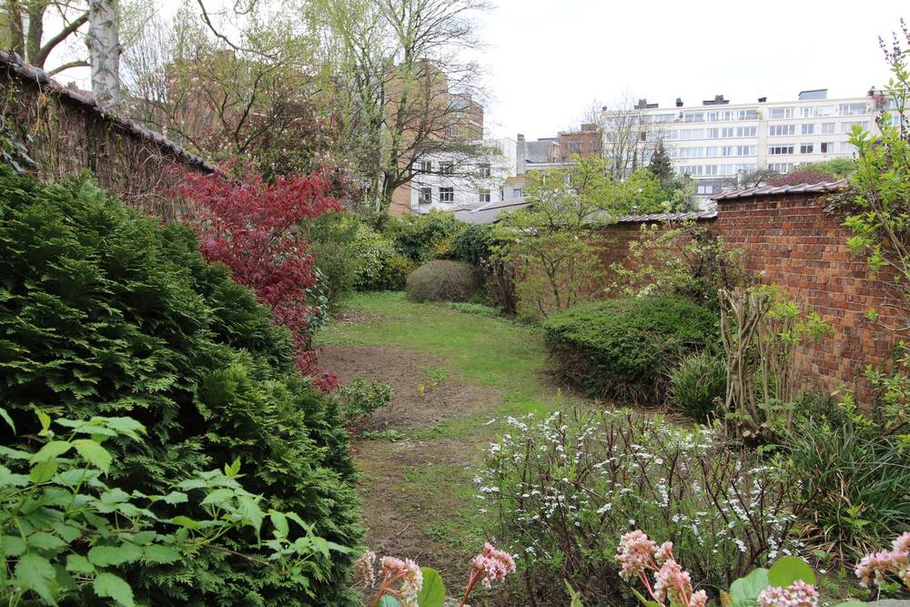 Maison à louer à Schaerbeek 1030 4450.00€ 6 chambres 391.00m² - annonce 454446