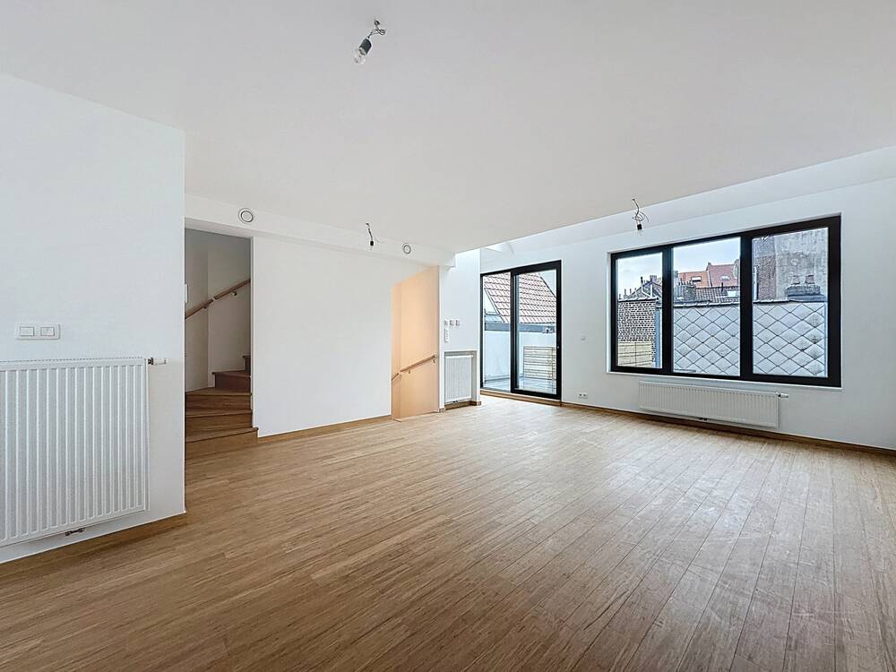 Triplex à louer à Ixelles 1050 2750.00€ 4 chambres 173.00m² - annonce 454429