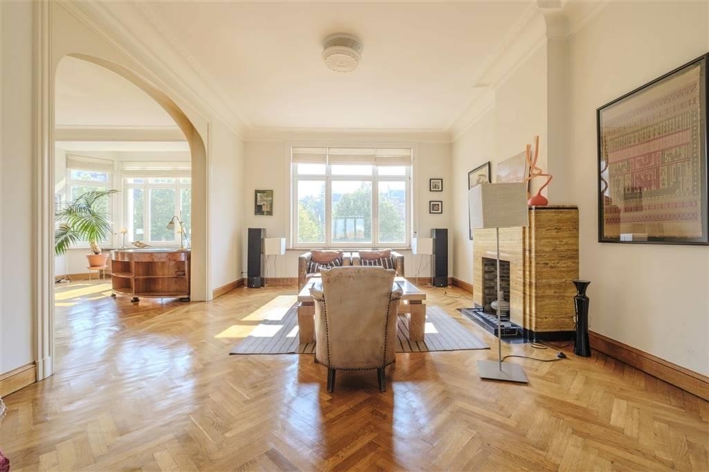 Appartement à vendre à Woluwe-Saint-Pierre 1150 985000.00€ 3 chambres 300.00m² - annonce 454126