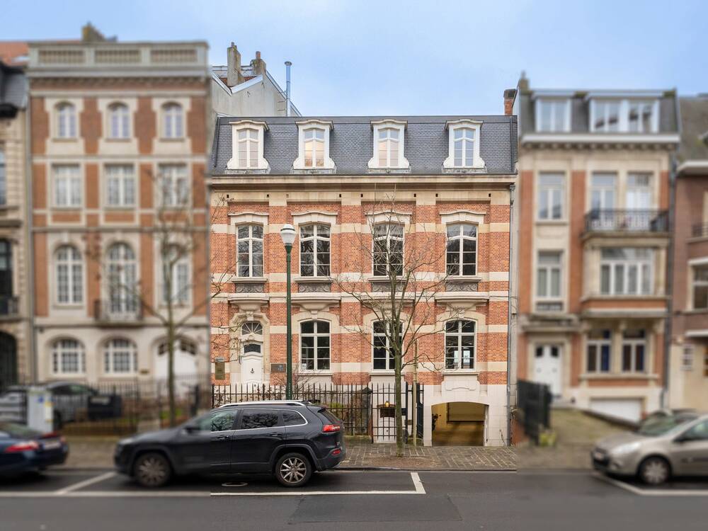 Commerce à louer à Etterbeek 1040 3000.00€ chambres 168.00m² - annonce 456470