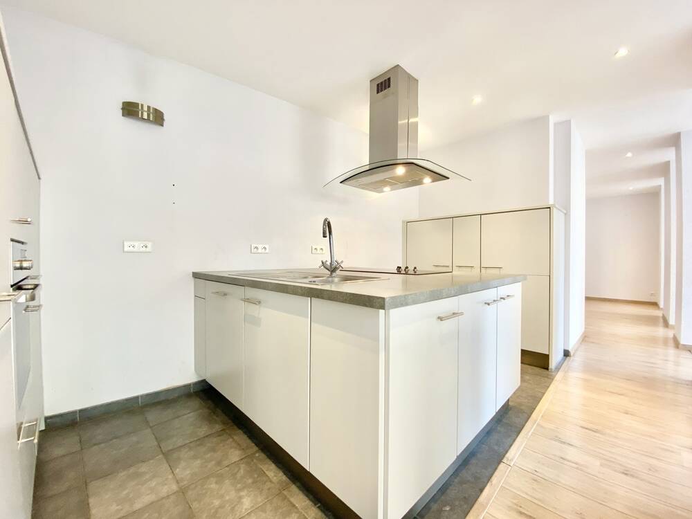Appartement te in Brussel 1000 1590.00€ 2 slaapkamers 141.00m² - Zoekertje 455907