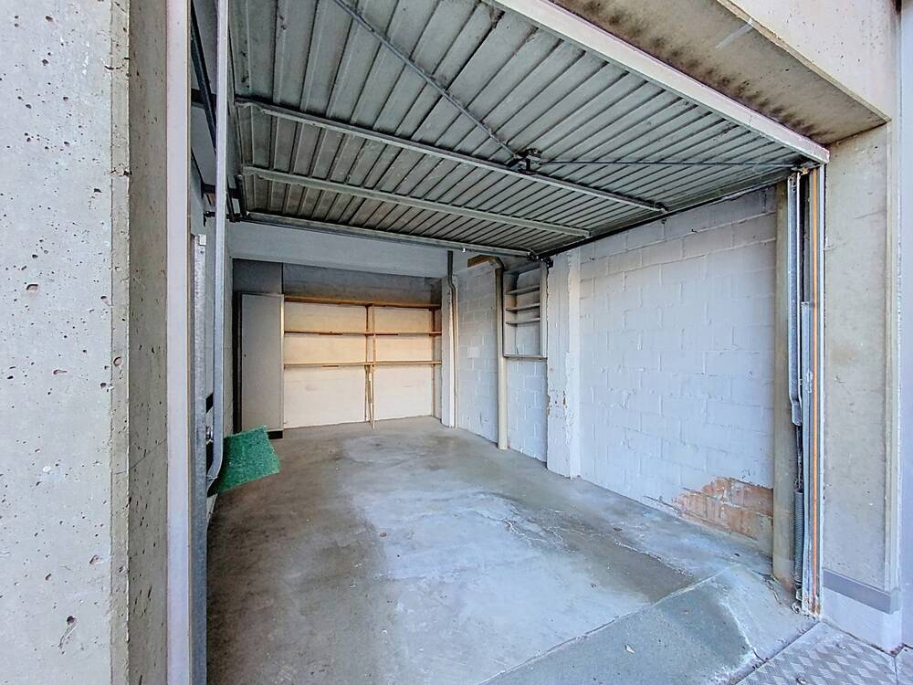 Parking & garage te koop in Sint-Jans-Molenbeek 1080 29000.00€ slaapkamers m² - Zoekertje 456167