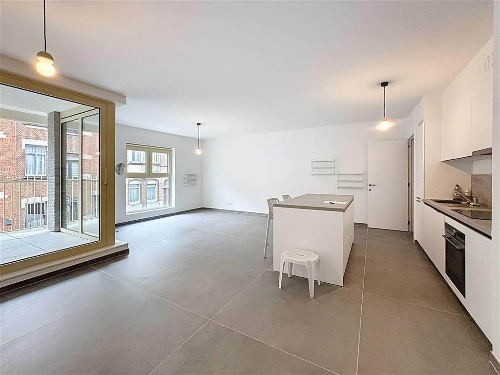 Appartement te huur in Sint-Jans-Molenbeek 1080 1650.00€ 3 slaapkamers 105.00m² - Zoekertje 457531
