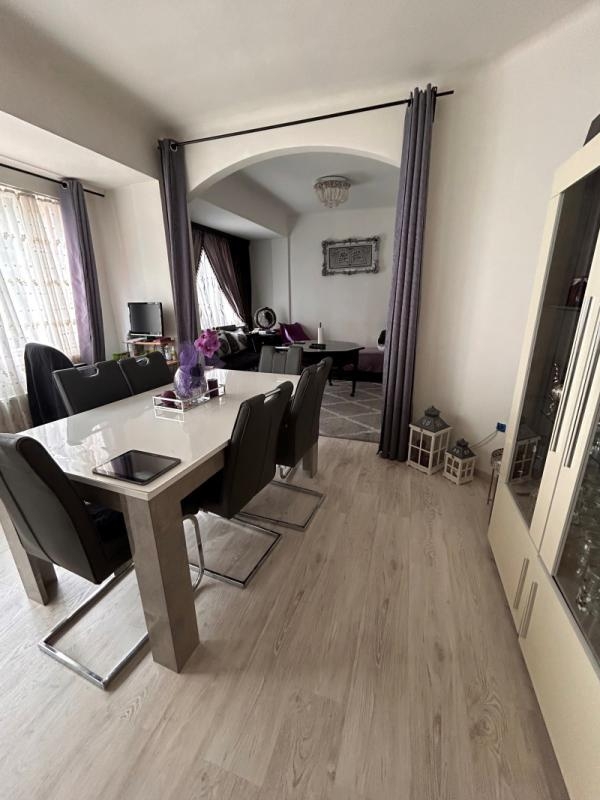 Appartement à vendre à Molenbeek-Saint-Jean 1080 169000.00€ 1 chambres 68.00m² - annonce 457441
