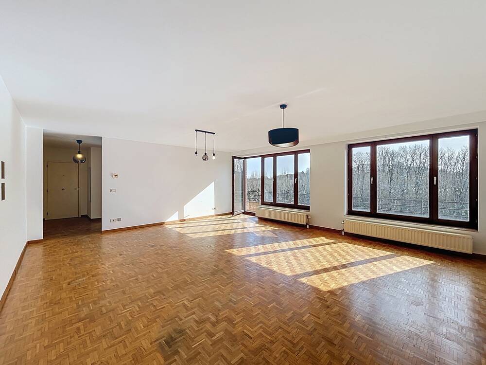 Appartement à  à Sint-Stevens-Woluwe 1932 1350.00€ 3 chambres 125.00m² - annonce 458438