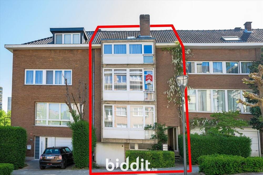 Appartementsgebouw te koop in Sint-Lambrechts-Woluwe 1200 435000.00€ 4 slaapkamers m² - Zoekertje 457056
