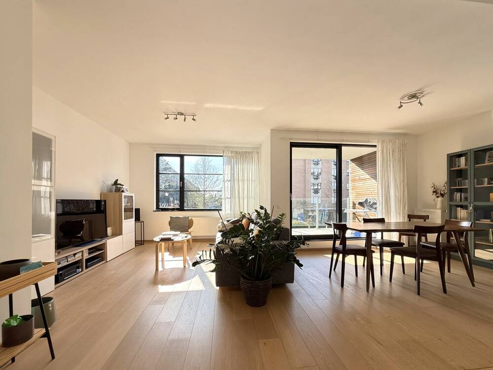 Appartement à louer à Woluwe-Saint-Pierre 1150 1750.00€ 2 chambres 96.00m² - annonce 458381