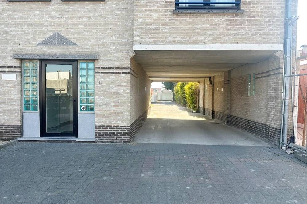 Parking & garage te huur in Wenduine 8420 100.00€ slaapkamers m² - Zoekertje 459857