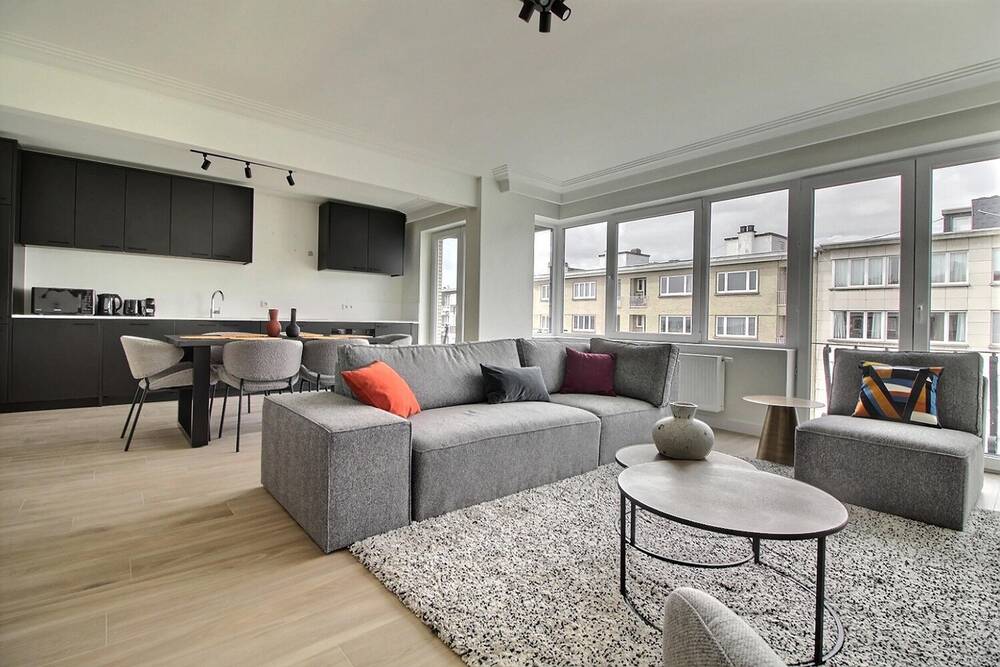 Appartement te  huur in Etterbeek 1040 1750.00€ 3 slaapkamers 120.00m² - Zoekertje 459896