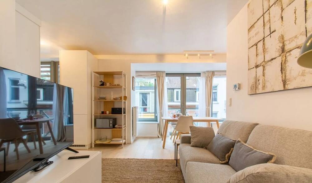 Studio à louer à Ixelles 1050 700.00€ 1 chambres 42.00m² - annonce 460486