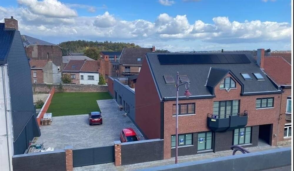 Parking & garage te huur in Gilly 6060 90.00€ slaapkamers m² - Zoekertje 460344