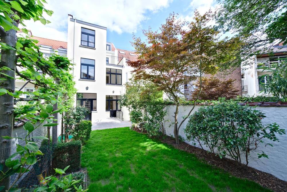 Maison à louer à Woluwe-Saint-Lambert 1200 3400.00€ 5 chambres 300.00m² - annonce 488945