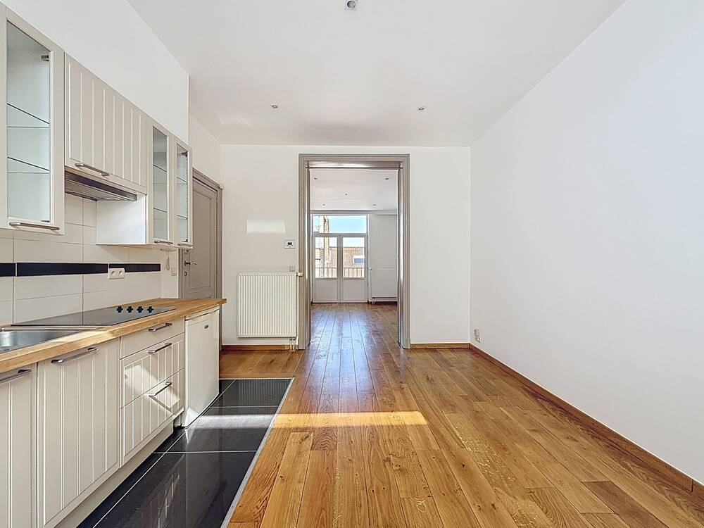 Appartement à à Etterbeek 1040 1200.00€ 1 chambres 65.00m² - annonce 460568