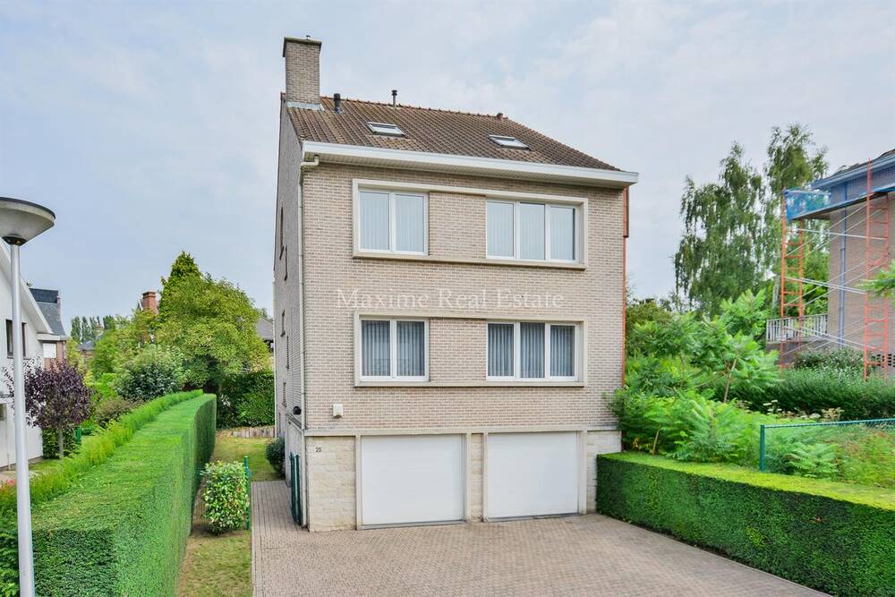 Huis te in Kraainem 1950 3300.00€ 7 slaapkamers 180.00m² - Zoekertje 461071