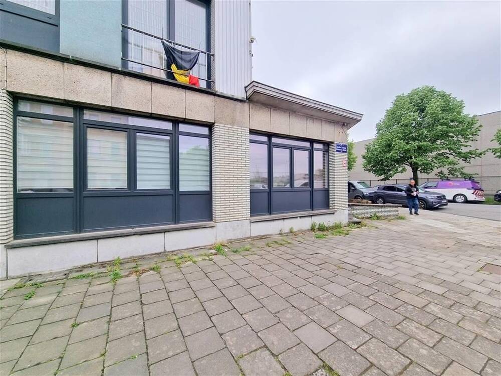 Commerce à louer à Neder-Over-Heembeek 1120 1100.00€ chambres 70.00m² - annonce 460876