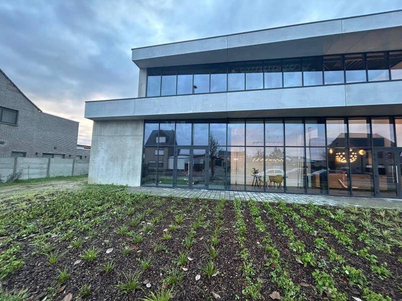 Commerce à vendre à Termonde 9200 304000.00€  chambres 193.00m² - annonce 462558