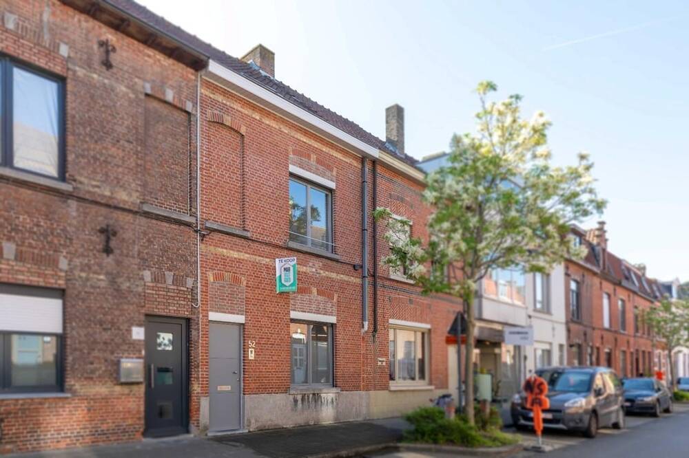 Immeuble de rapport - Immeuble à appartement à vendre à Assebroek 8310 335000.00€ 3 chambres 170.00m² - annonce 462611