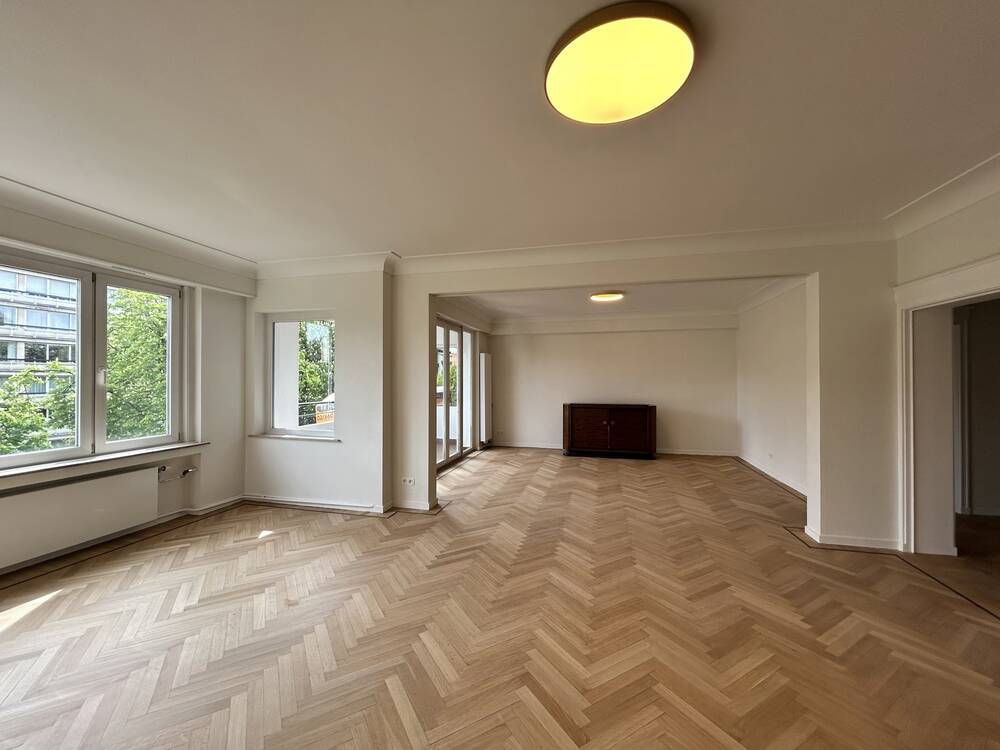 Appartement te huur in Ukkel 1180 2200.00€ 3 slaapkamers 175.00m² - Zoekertje 461454