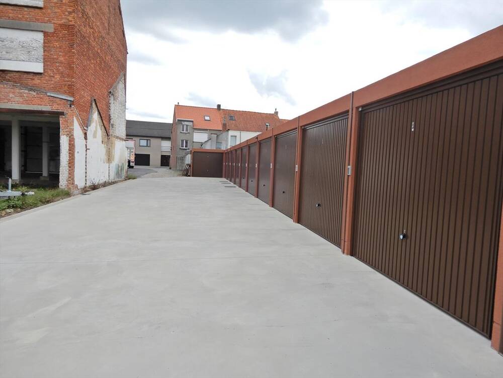 Parking & garage te huur in Tielt 8700 80.00€ slaapkamers m² - Zoekertje 462634