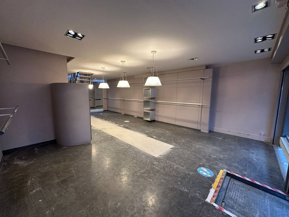 Commerce à louer à Malines 2800 1800.00€ chambres m² - annonce 462327